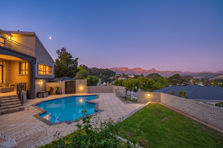 4 Bedroom Property for Sale in La Concorde Western Cape